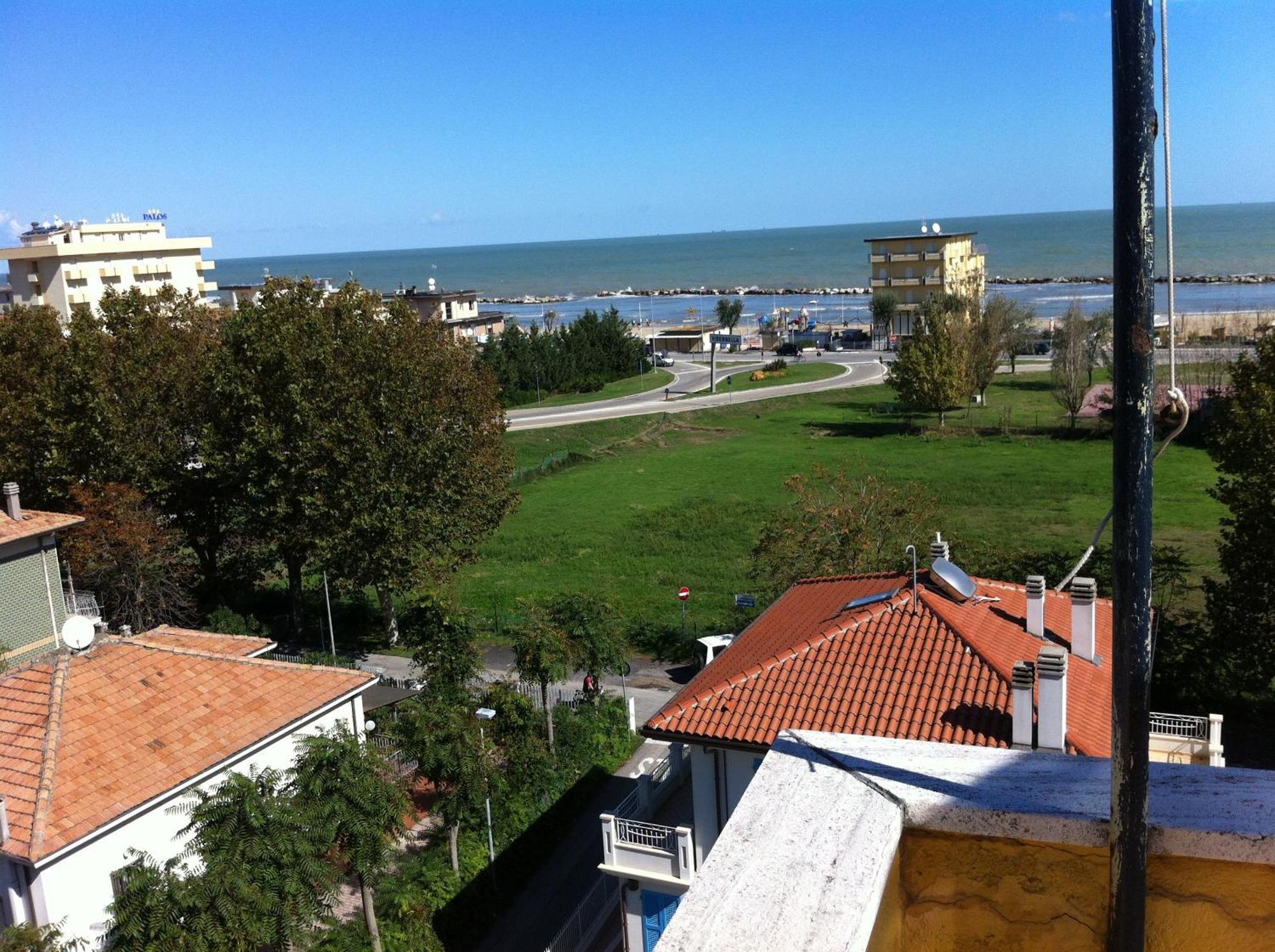 Hotel Viking Rimini Kültér fotó