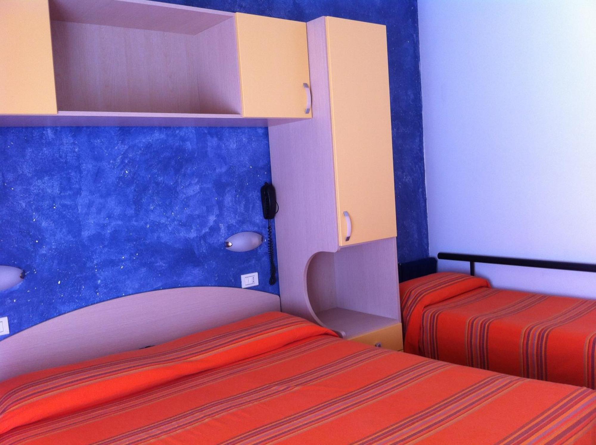 Hotel Viking Rimini Kültér fotó